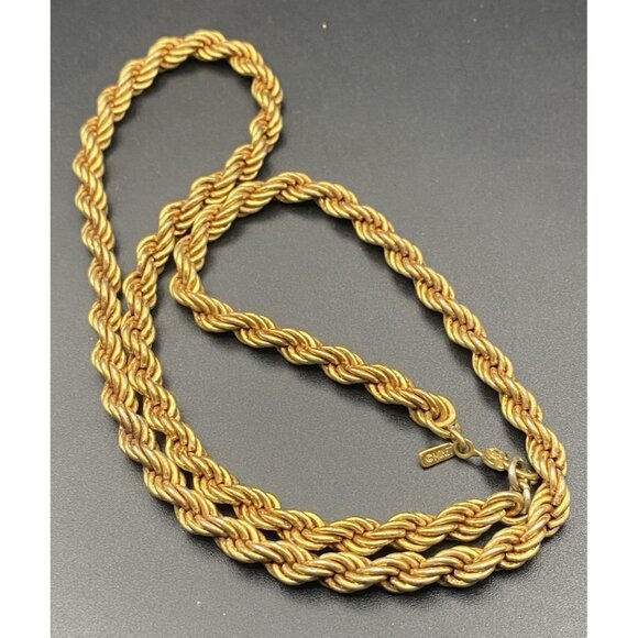 Vintage Monet Heavy 5 mm Rope Chain Necklace Gold Tone Signed 18" Layering - Picture 3 of 5